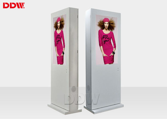 FCC / RoHS Digital Signage Bildschirme Digital Sign Board 700Nits Helligkeit