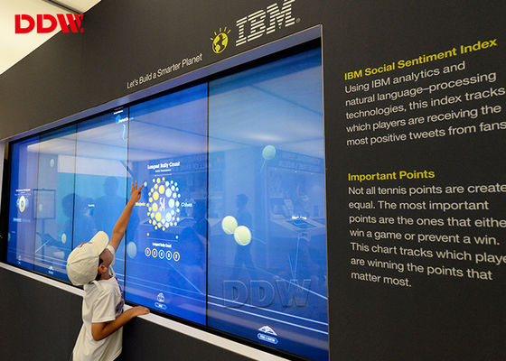 Blendschutz-Wand Fahrwerk-interaktiven Videos 49 Zoll mit Daisy Chain Processor 3.5mm