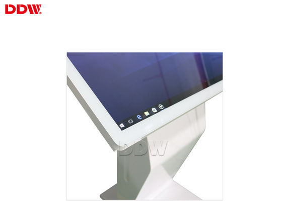 Stoßsicheres Totem der 47 Zoll-Touch Screen Tft-Monitor-digitalen Beschilderung Miet-von hinten beleuchtete Art Wled